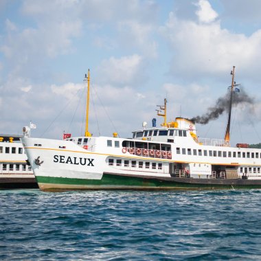 Boat Lettering
